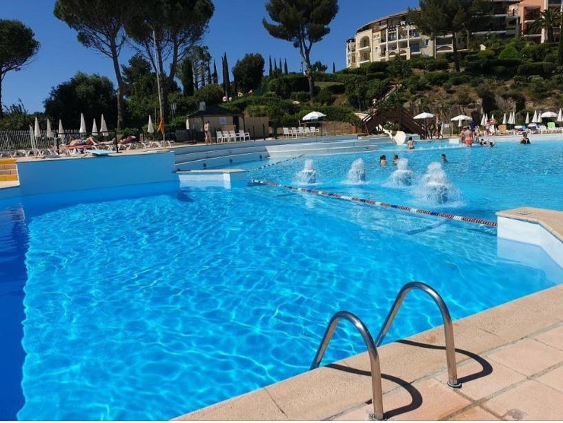 Village Cap Esterel, Piscine, Plage Saint-Raphaël Zewnętrze zdjęcie