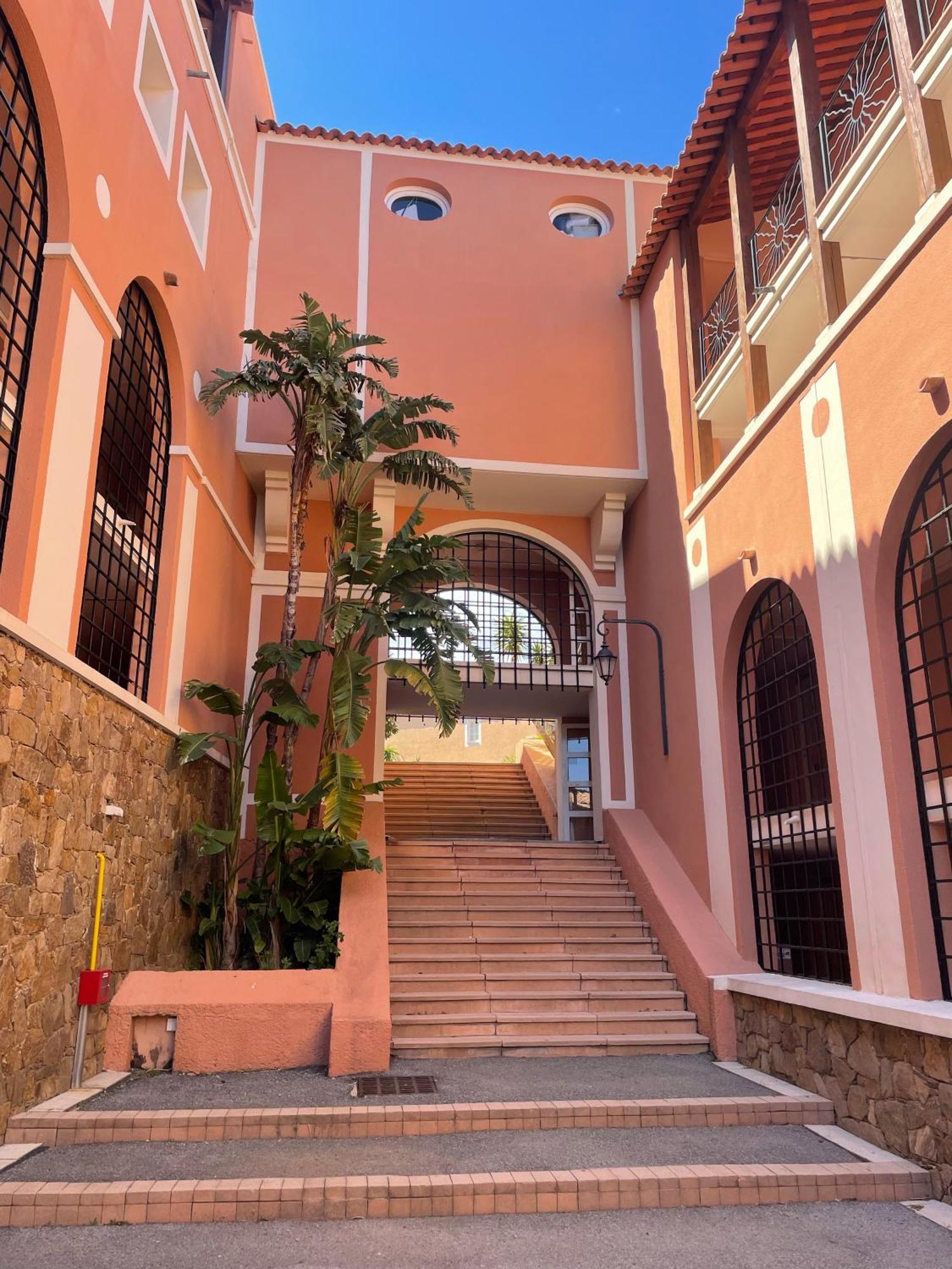 Village Cap Esterel, Piscine, Plage Saint-Raphaël Zewnętrze zdjęcie