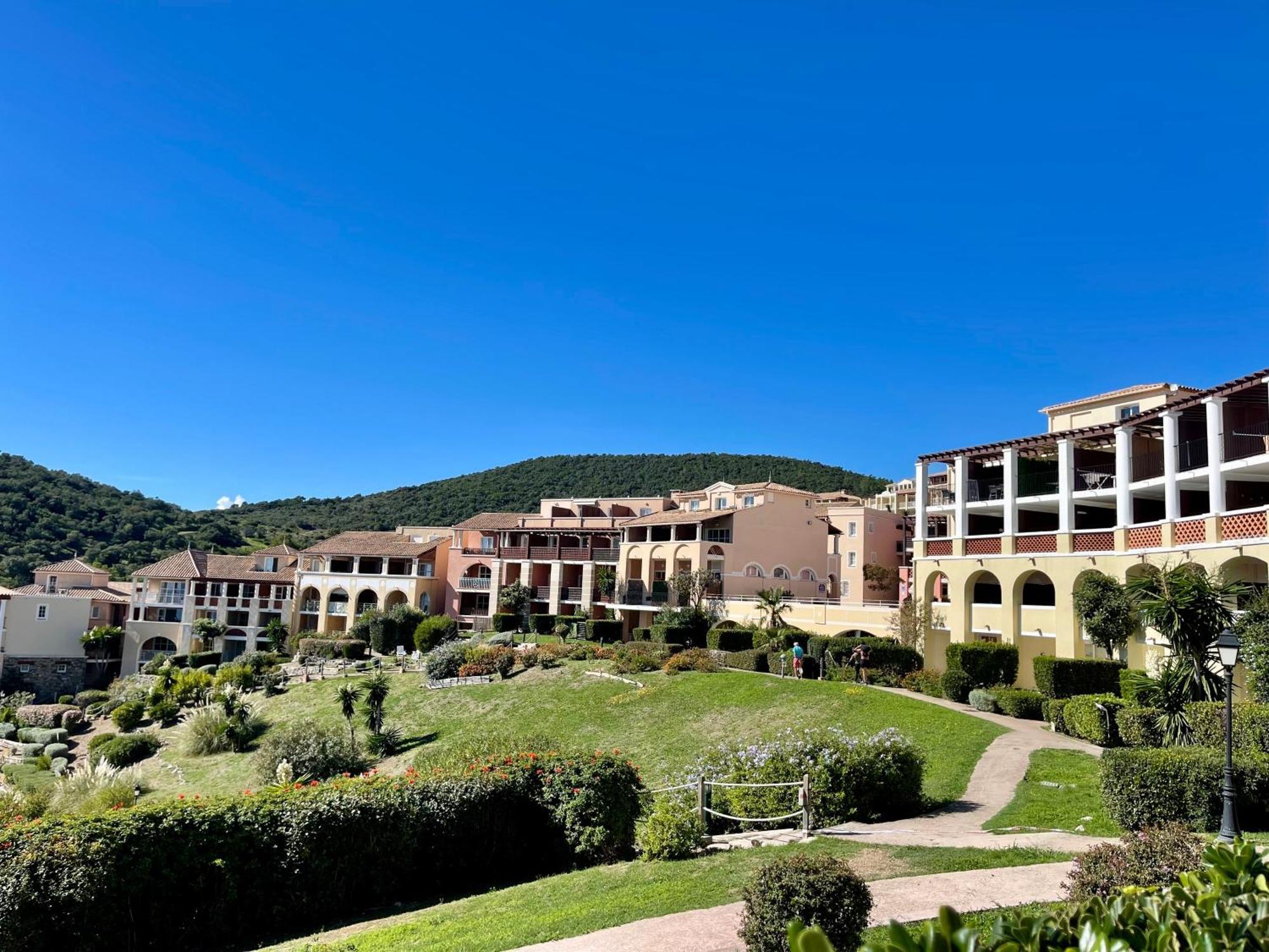 Village Cap Esterel, Piscine, Plage Saint-Raphaël Zewnętrze zdjęcie